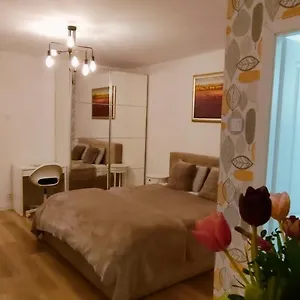 Lotus Apartament